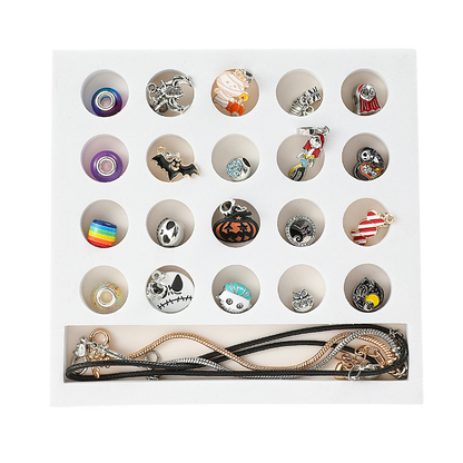 “🎃 Caja Sorpresa de Adviento Nightmare Box – Pulsera + 22 Charms Exclusivos”
